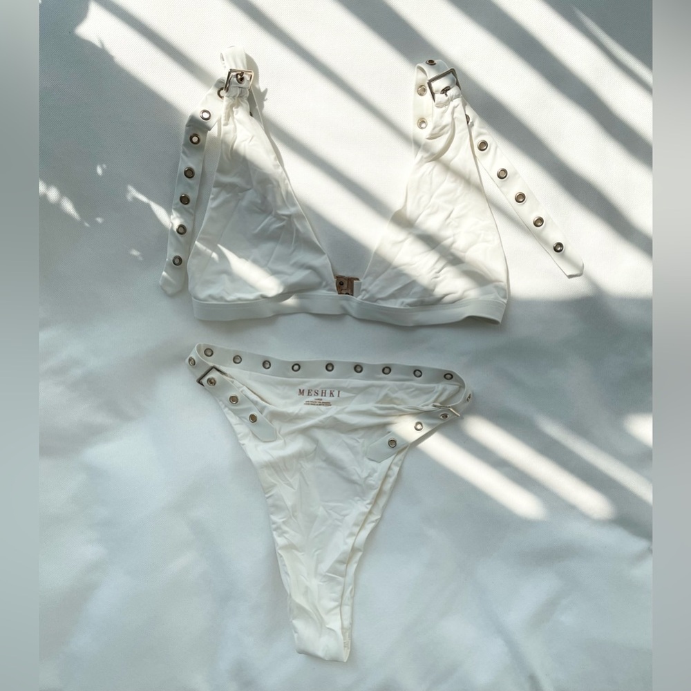 Meshki White Bikini Set - Top (size M) Bottoms (size L)